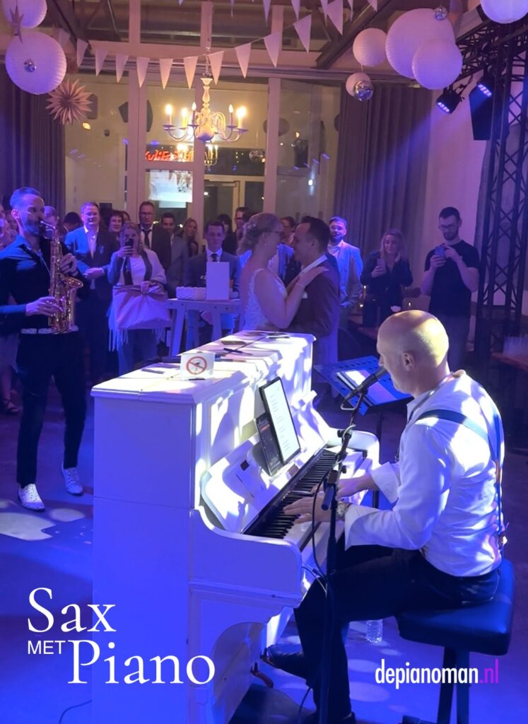 Sax en Piano De Pianoman met MR. Pieter Sax